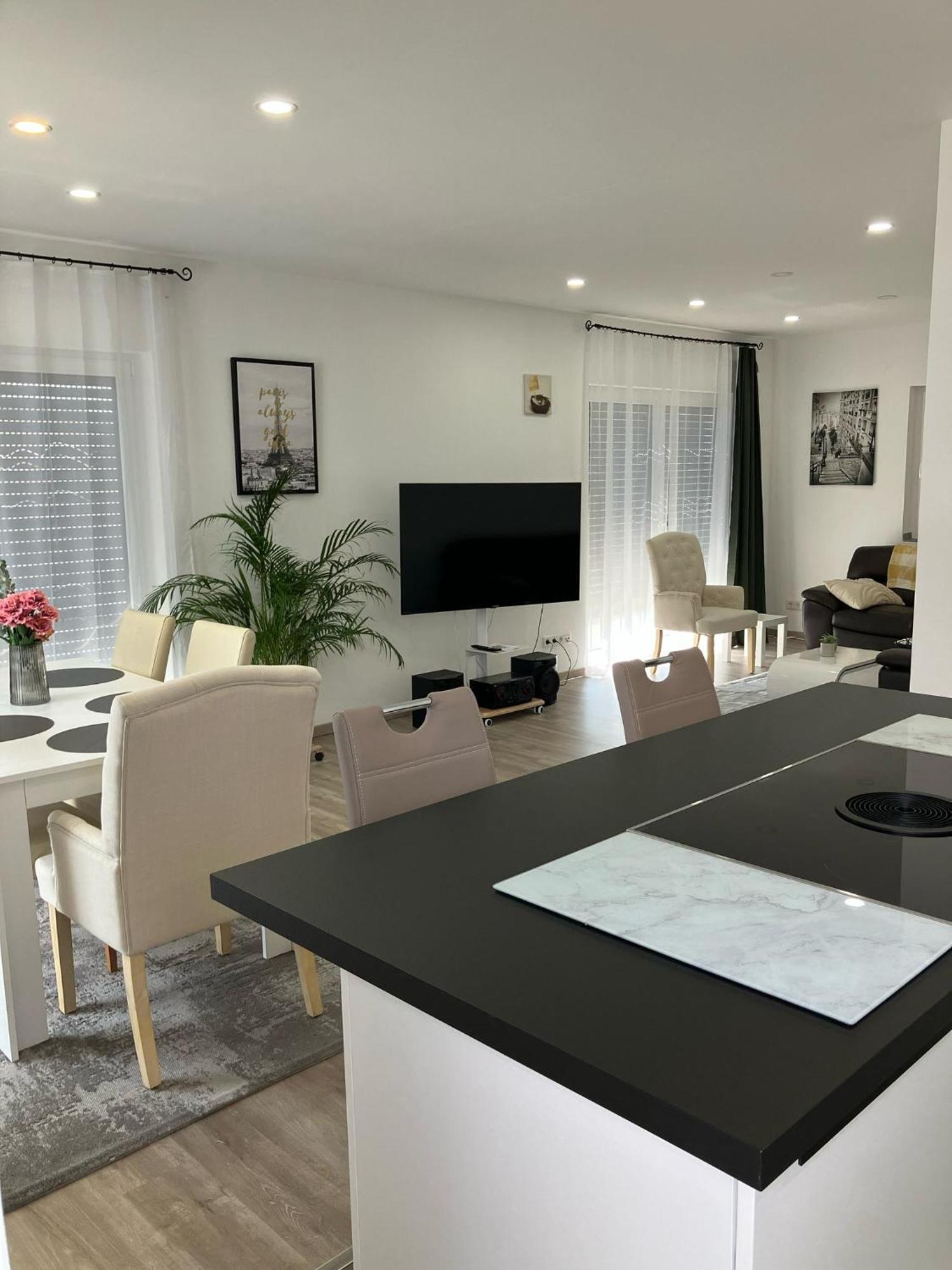 Moderne Einliegerwohnung Naehe Ingolstadt Und Bad Goegging Munchsmunster Экстерьер фото